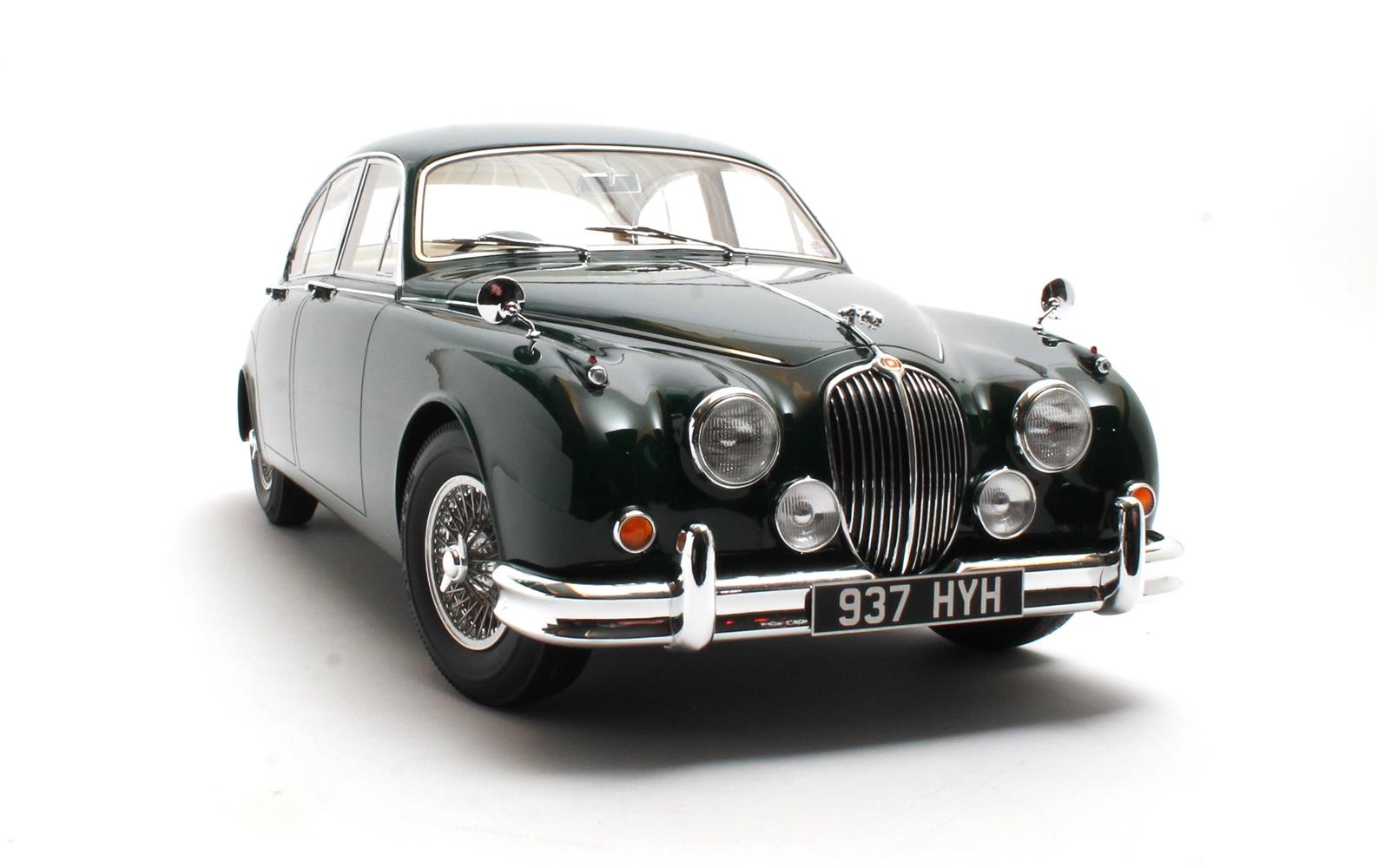 1:12 Jaguar Mk.II British Racing Green 1959-1968 - Resin Model by 12Art