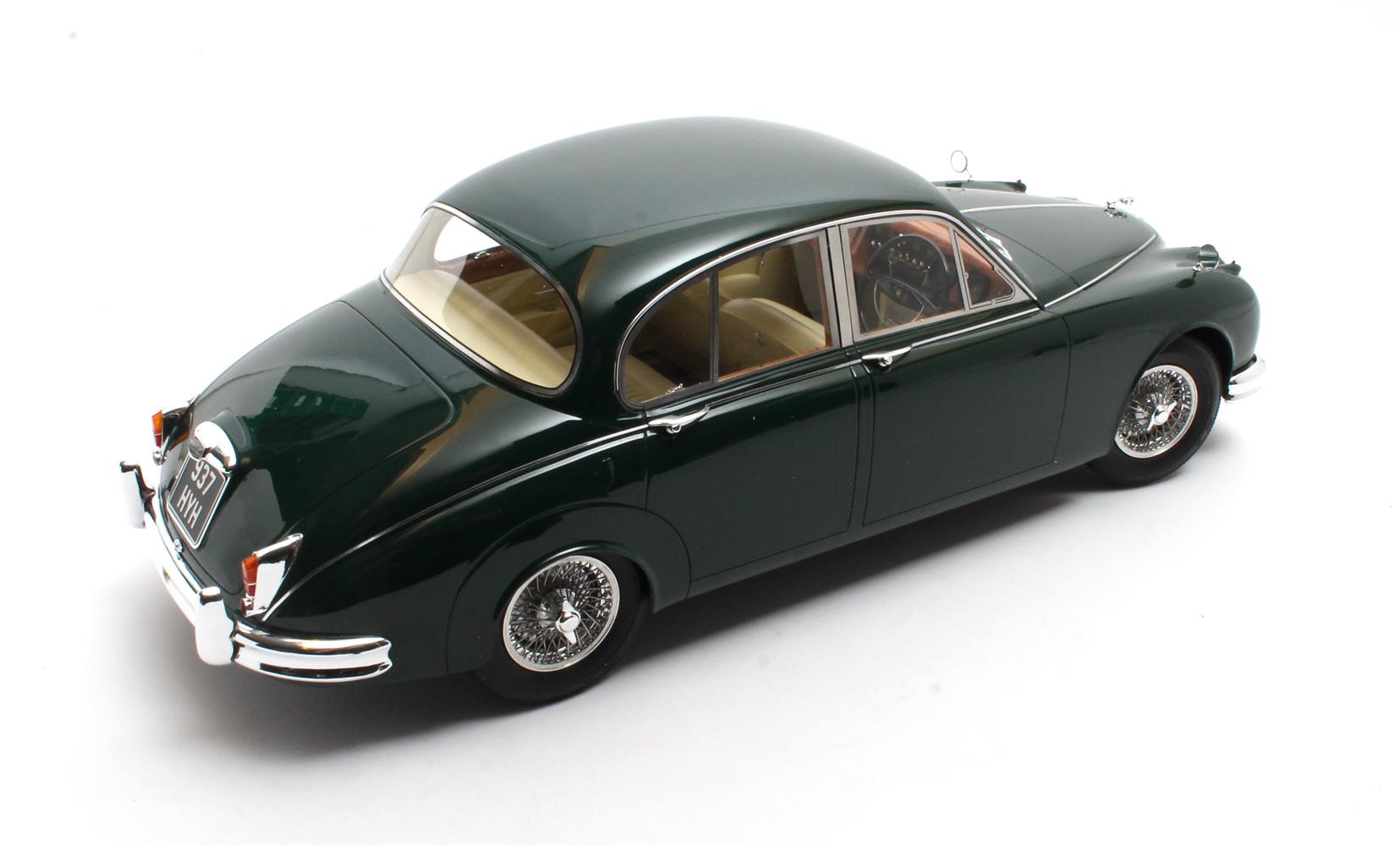1:12 Jaguar Mk.II British Racing Green 1959-1968 - Resin Model by 12Art