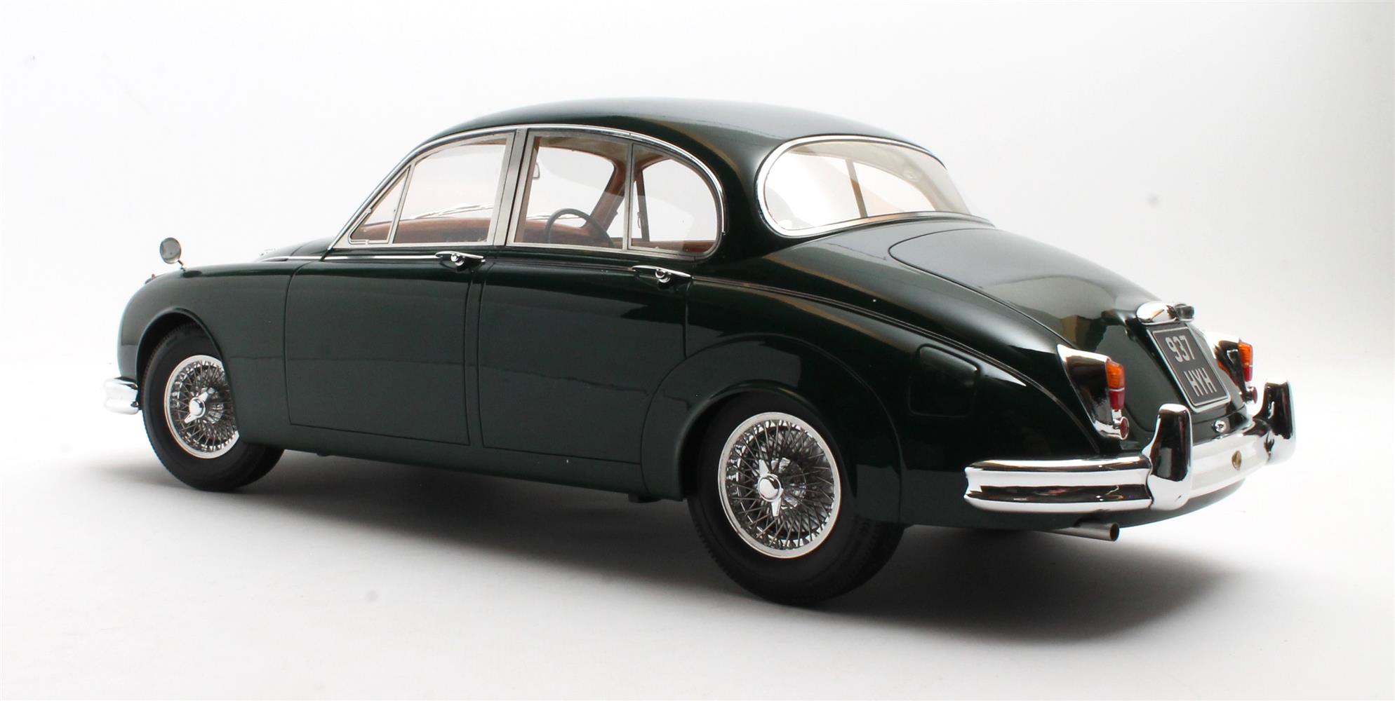 1:12 Jaguar Mk.II British Racing Green 1959-1968 - Resin Model by 12Art
