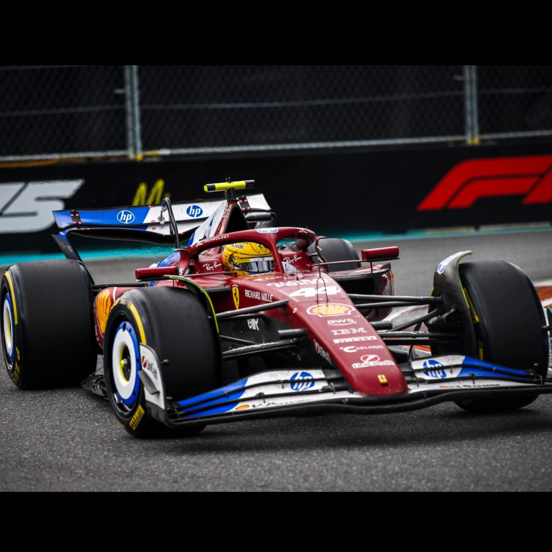 Looksmart118-FerrariSF-25No.44LewisHamiltonF1Miami2025