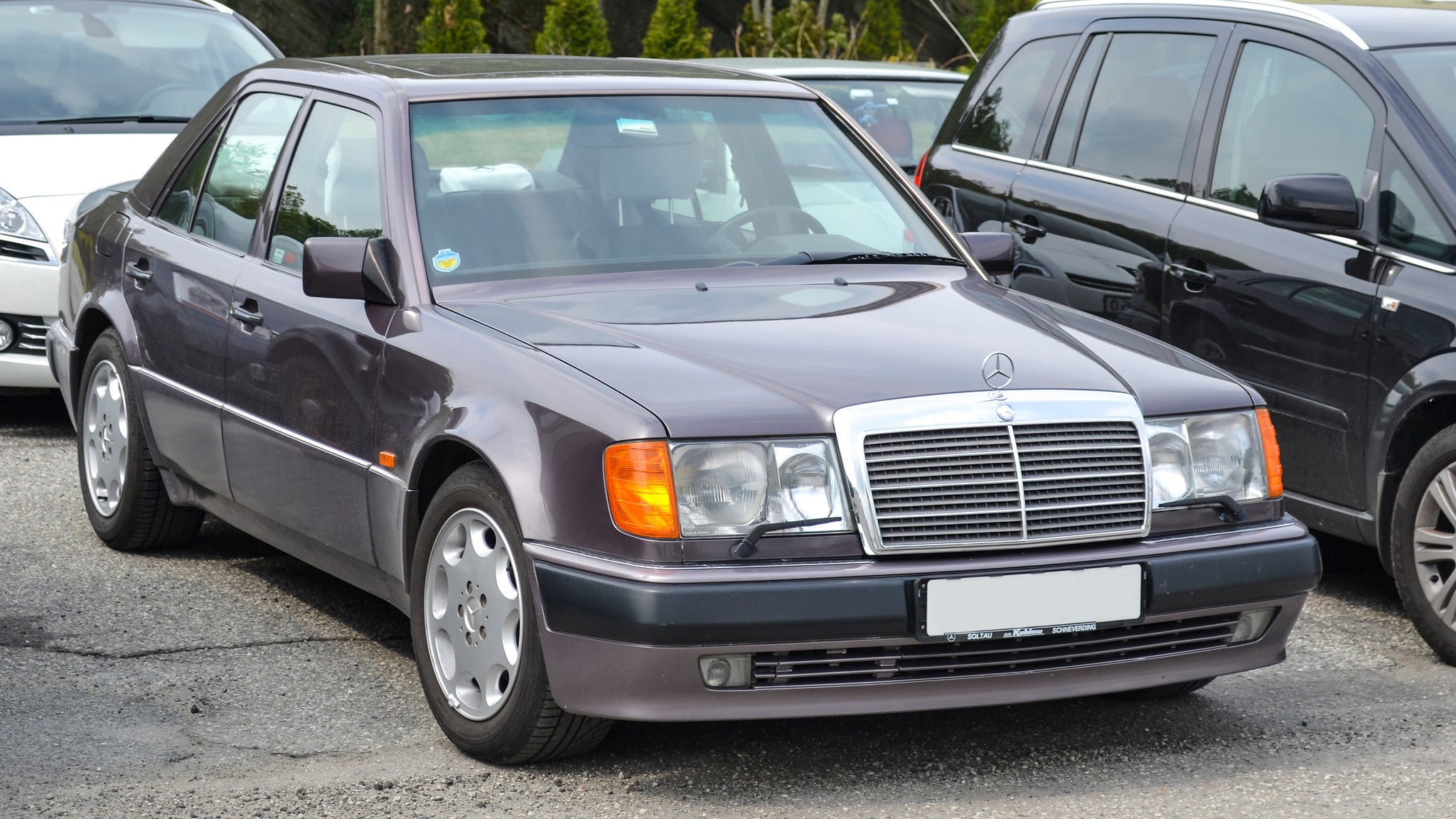 Norev 1:18 1990 Mercedes-Benz 500 E - Impala Metallic - Diecast Model