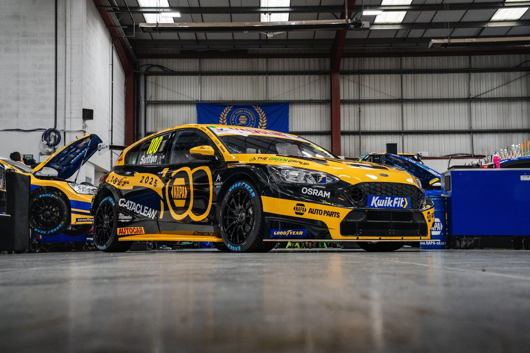 Spark 1:43 - Ford Focus ST NAPA Racing No.116 Ashley Sutton BTCC - Brands Hatch Indy 2025 - 100 Years of NAPA - Limited Edition - Resin Model