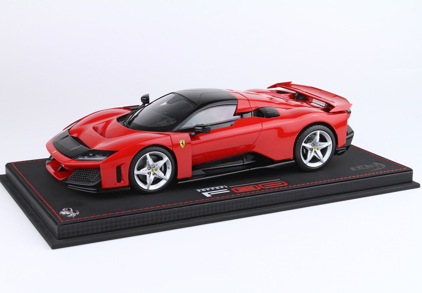 BBR 1:18 Ferrari F80 - Rosso Corsa - Silver Wheels - Resin Model