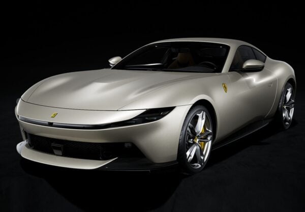 BBR - 1:18 Ferrari Amalfi 2024 Abu Dhabi Grey - Limited Edition Resin Model (With Showcase)