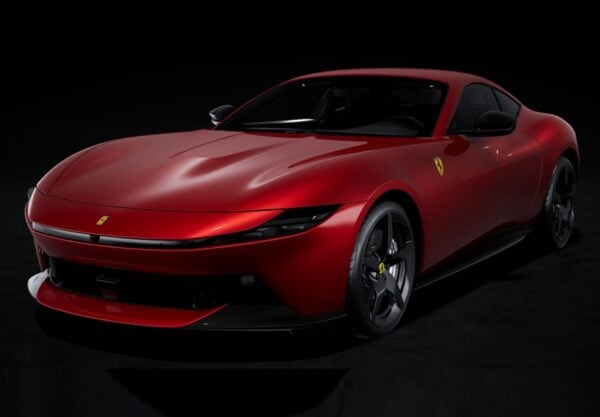 BBR - 1:18 Ferrari Amalfi 2024 Rosso Portofino - Limited Edition Resin Model (With Showcase)
