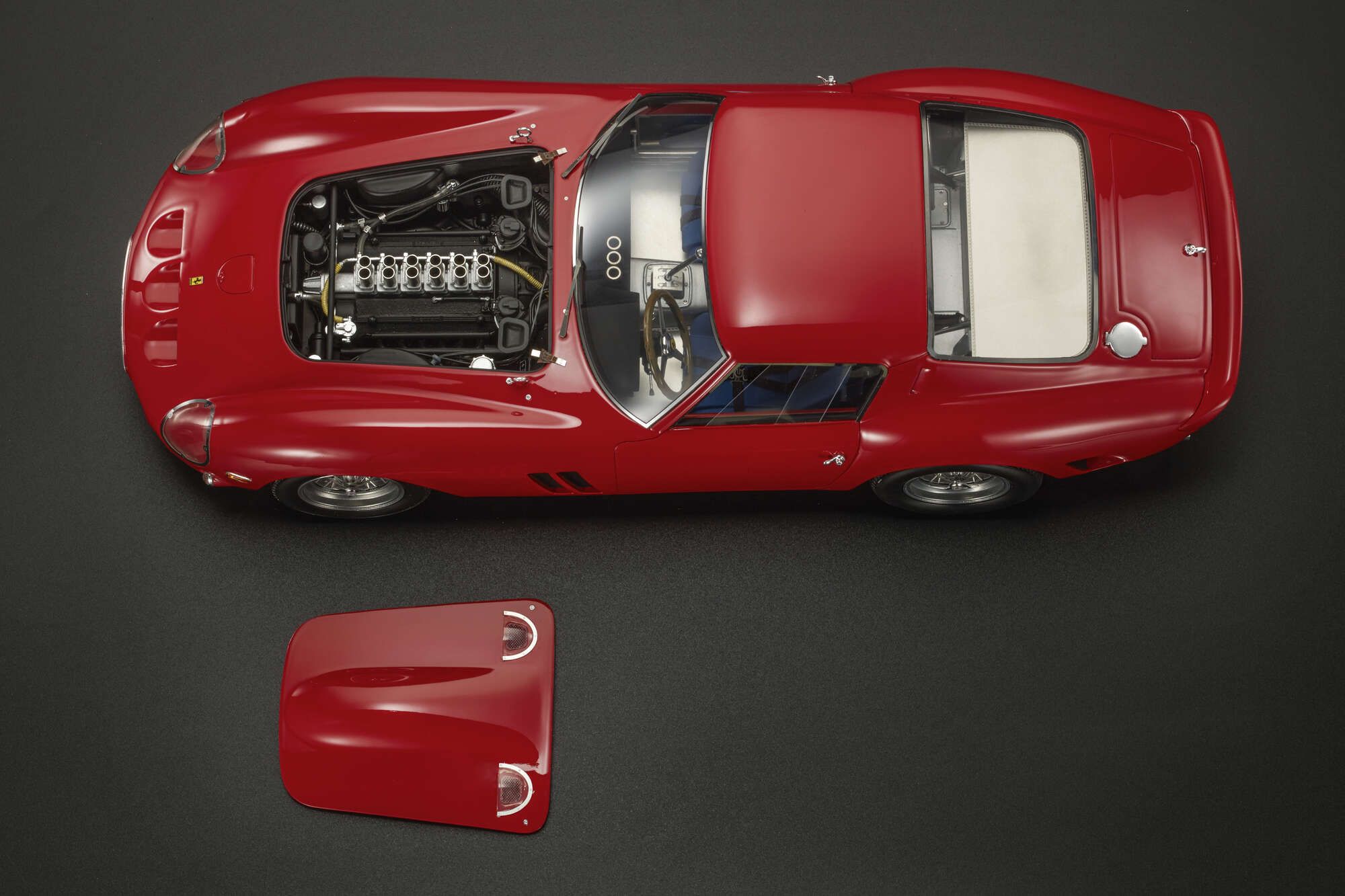 Top Marques 1:12 - Ferrari 250 GTO (1962) - RED Edition - Resin Model