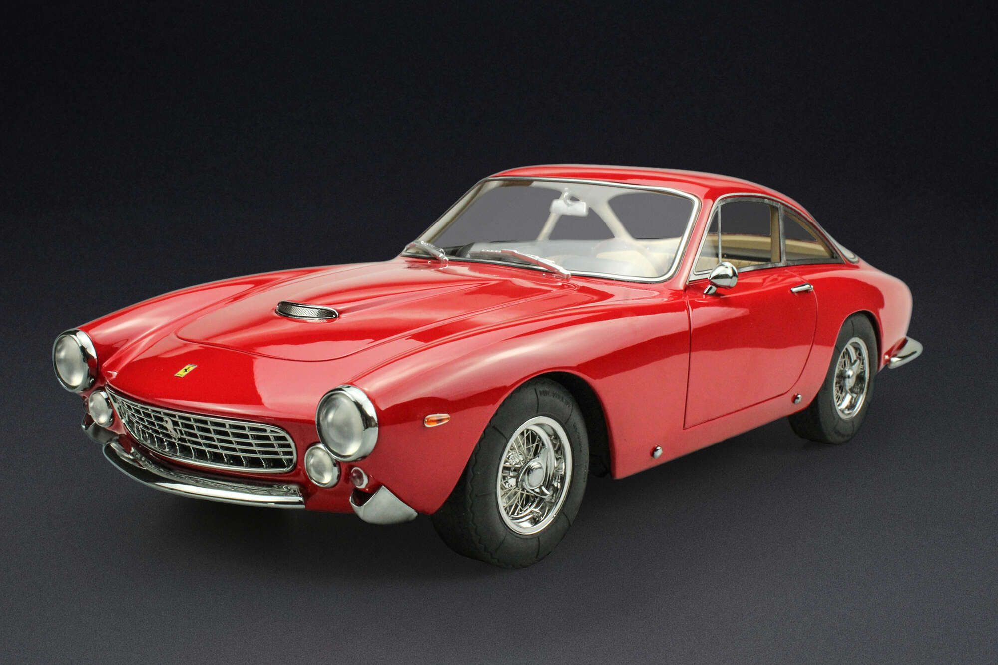 Top Marques 1:12 - Ferrari 250 Lusso Red - Resin Model