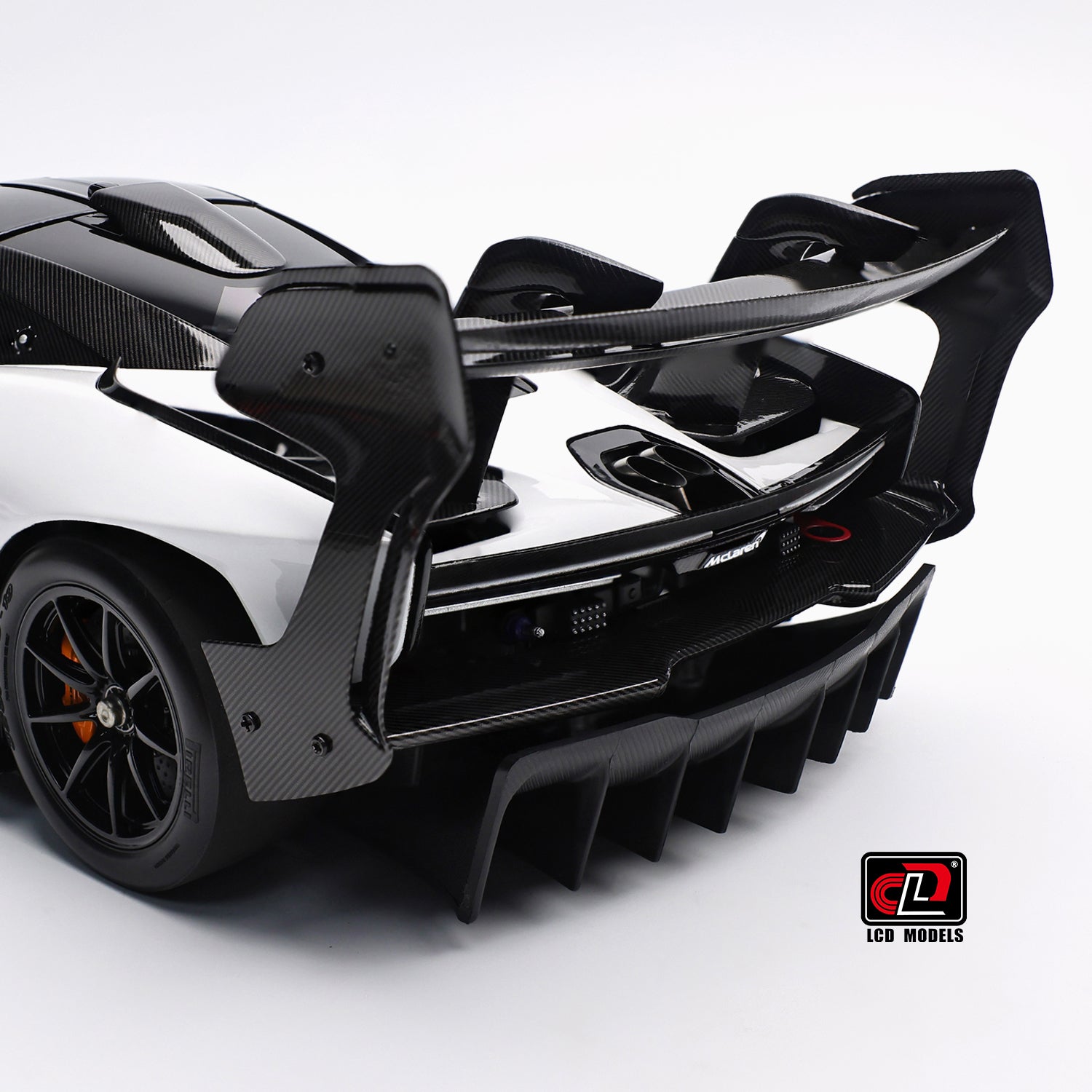 LCD 1:18 - McLaren Senna GTR (White) - Diecast Model Car