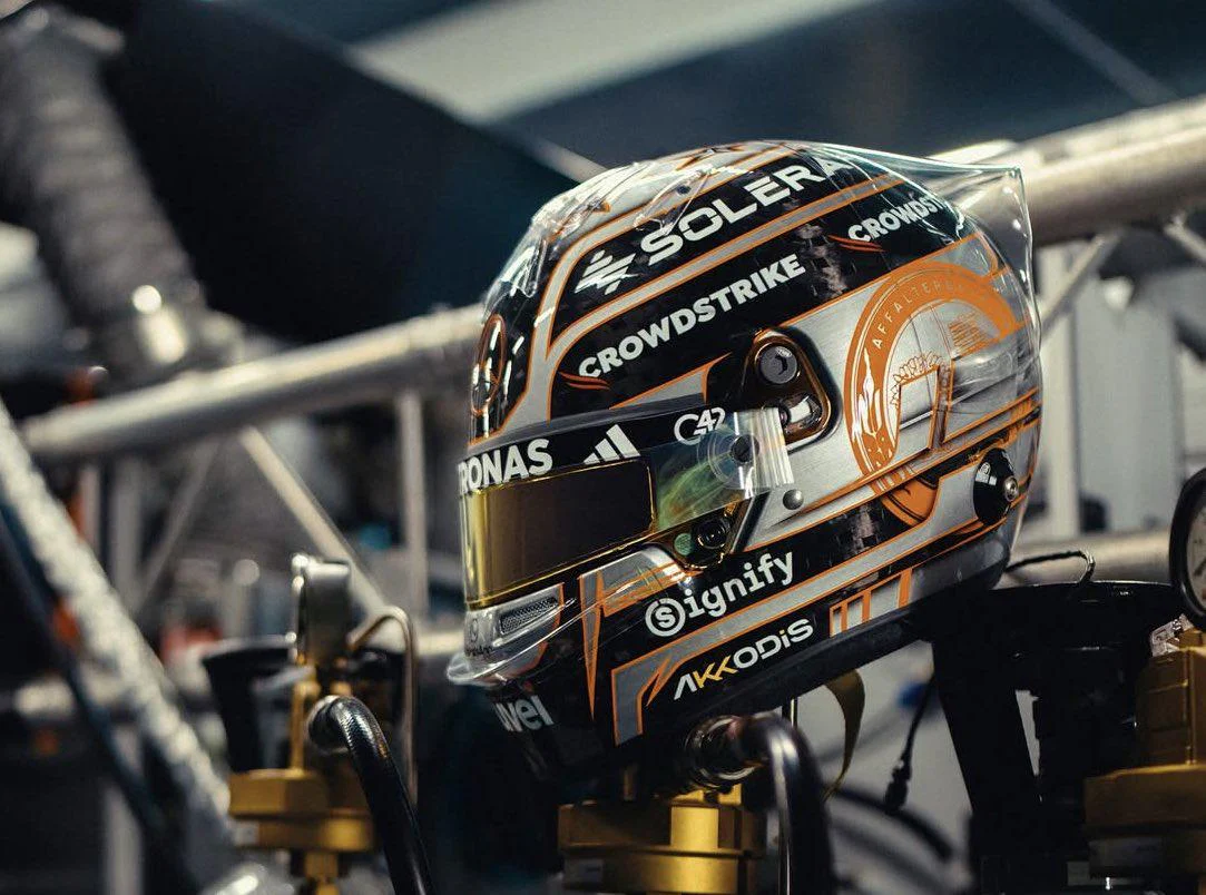 Spark 1:5 - Mercedes-AMG PETRONAS F1 Team - Kimi Antonelli - British GP 2025 - Resin Model