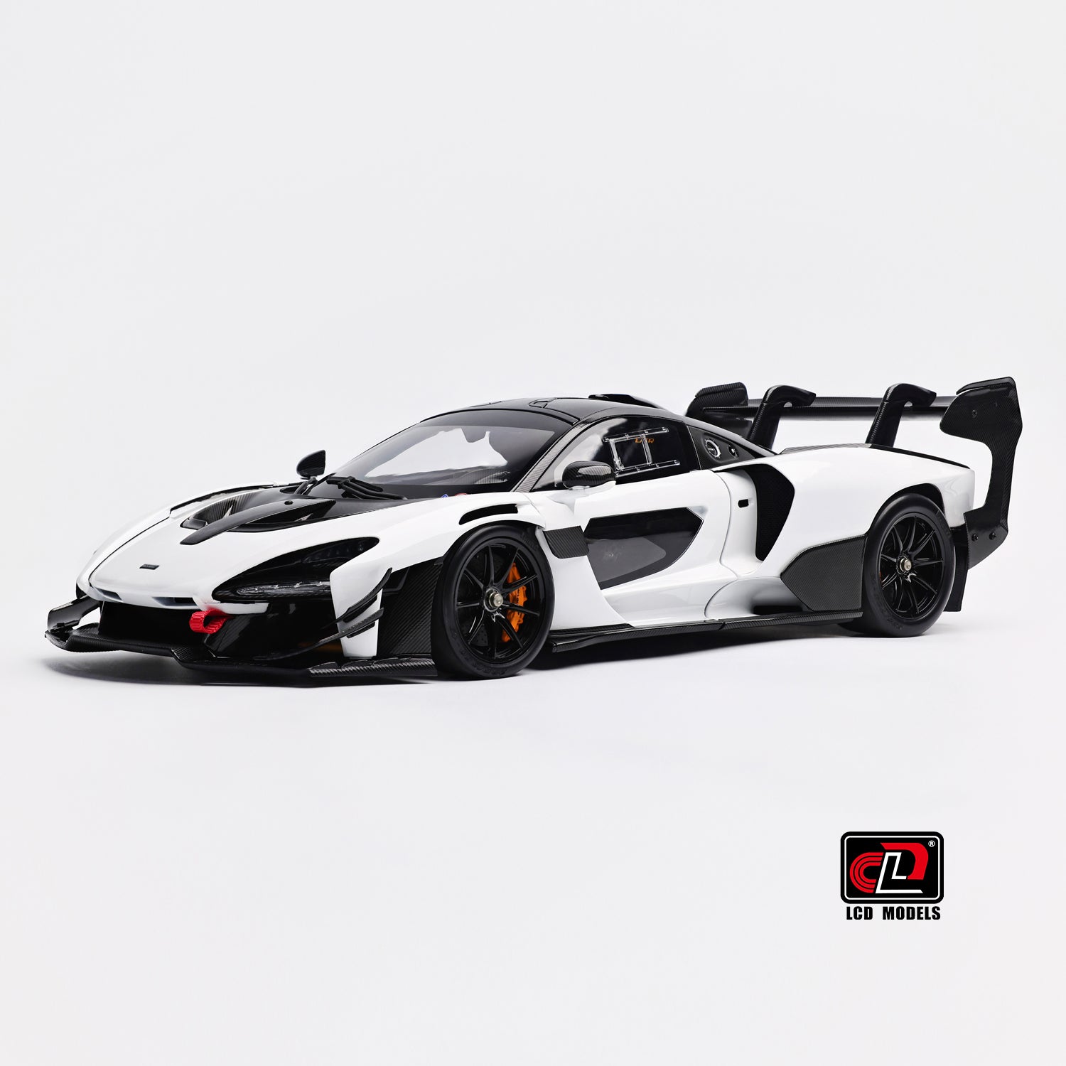 LCD 1:18 - McLaren Senna GTR (White) - Diecast Model Car