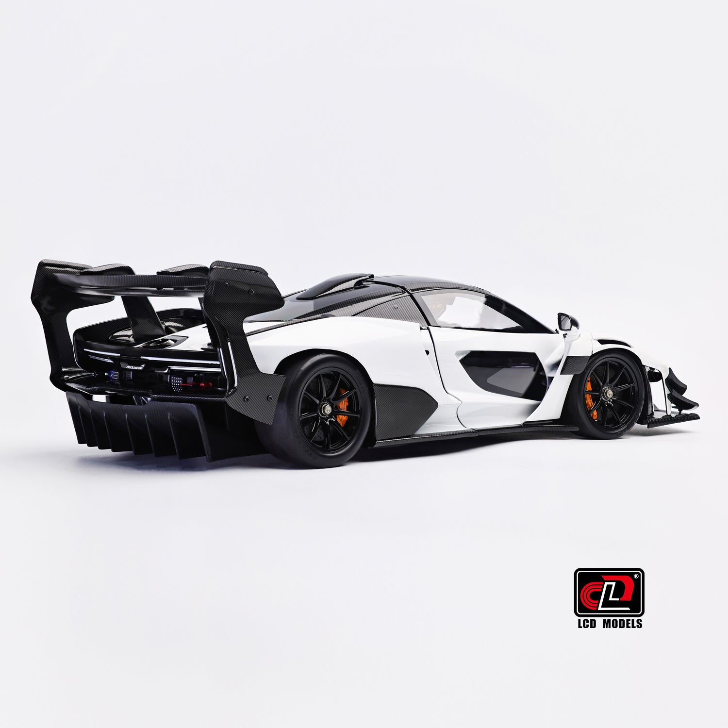 LCD 1:18 - McLaren Senna GTR (White) - Diecast Model Car