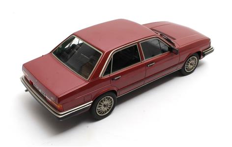 Cult Scale 1:18 Audi 200 5T Typ 43 Red Metallic 80-82 - Resin Model