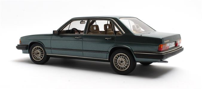 Cult Scale 1:18 Audi 200 5T Typ 43 Blue Metallic 80-82 - Resin Model