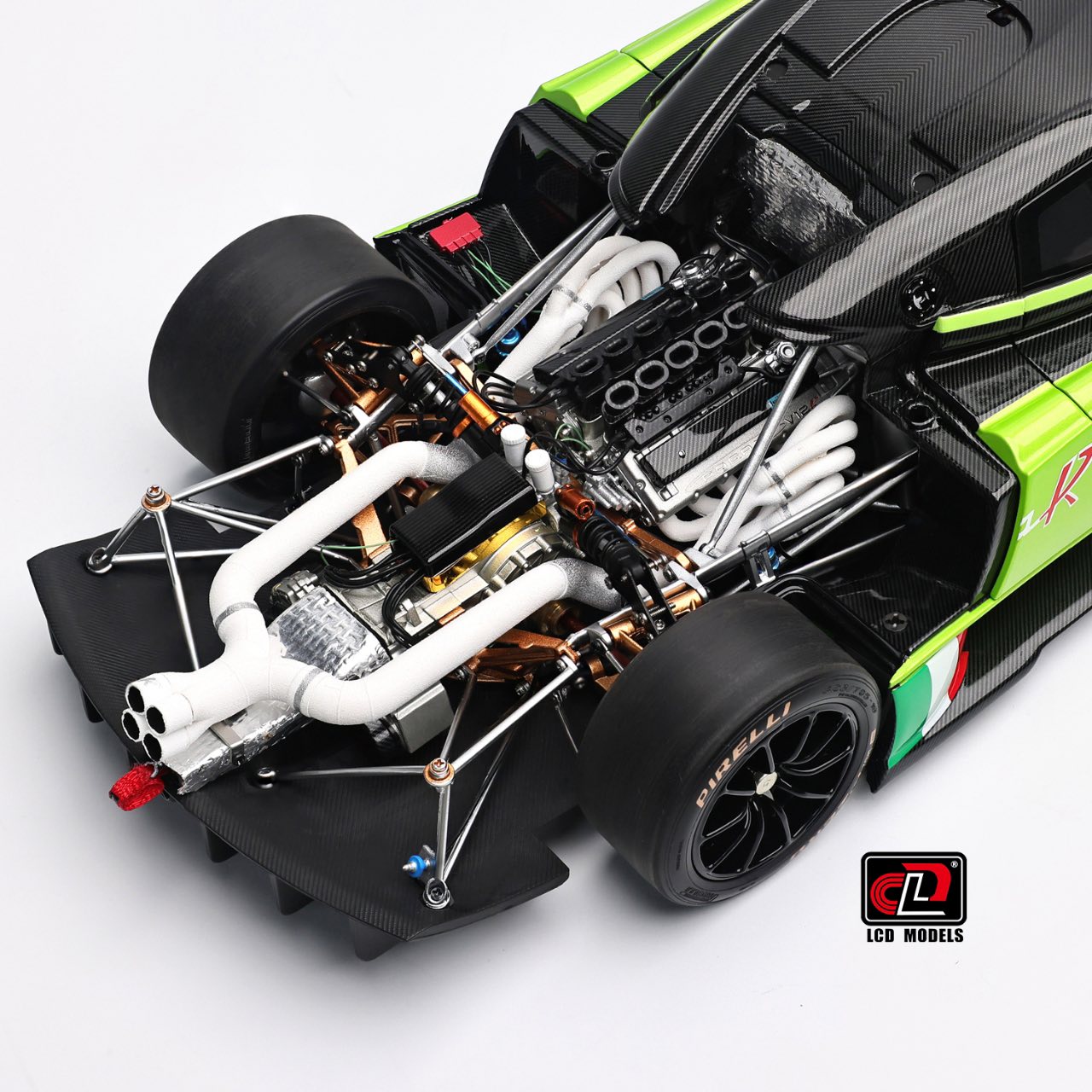LCD 1:18 Pagani Huayra R Green - Diecast Model - Full Openings