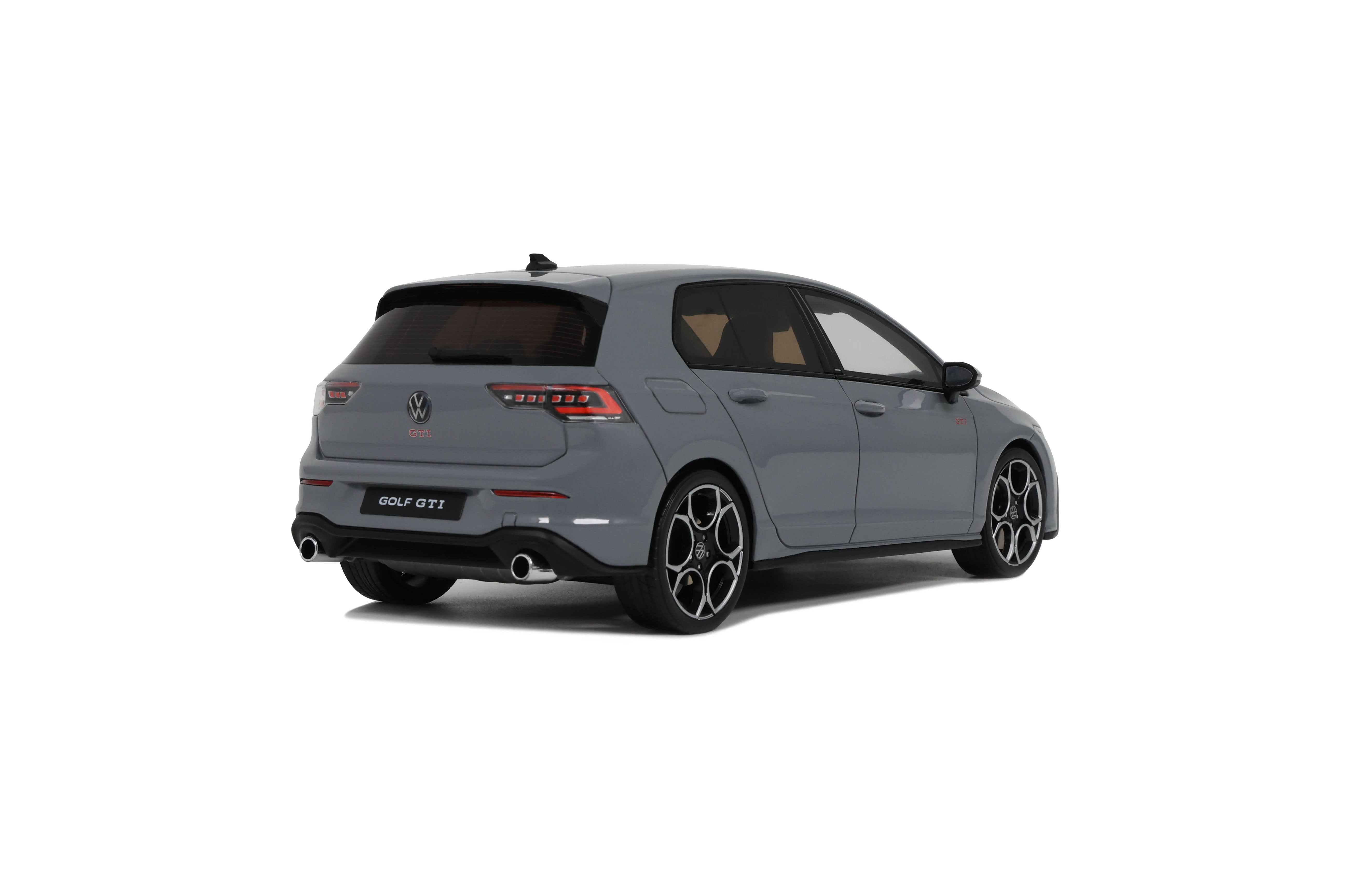 Otto Mobile 1:18 VOLKSWAGEN GOLF VIII GTI MOONSTONE GREY 2024