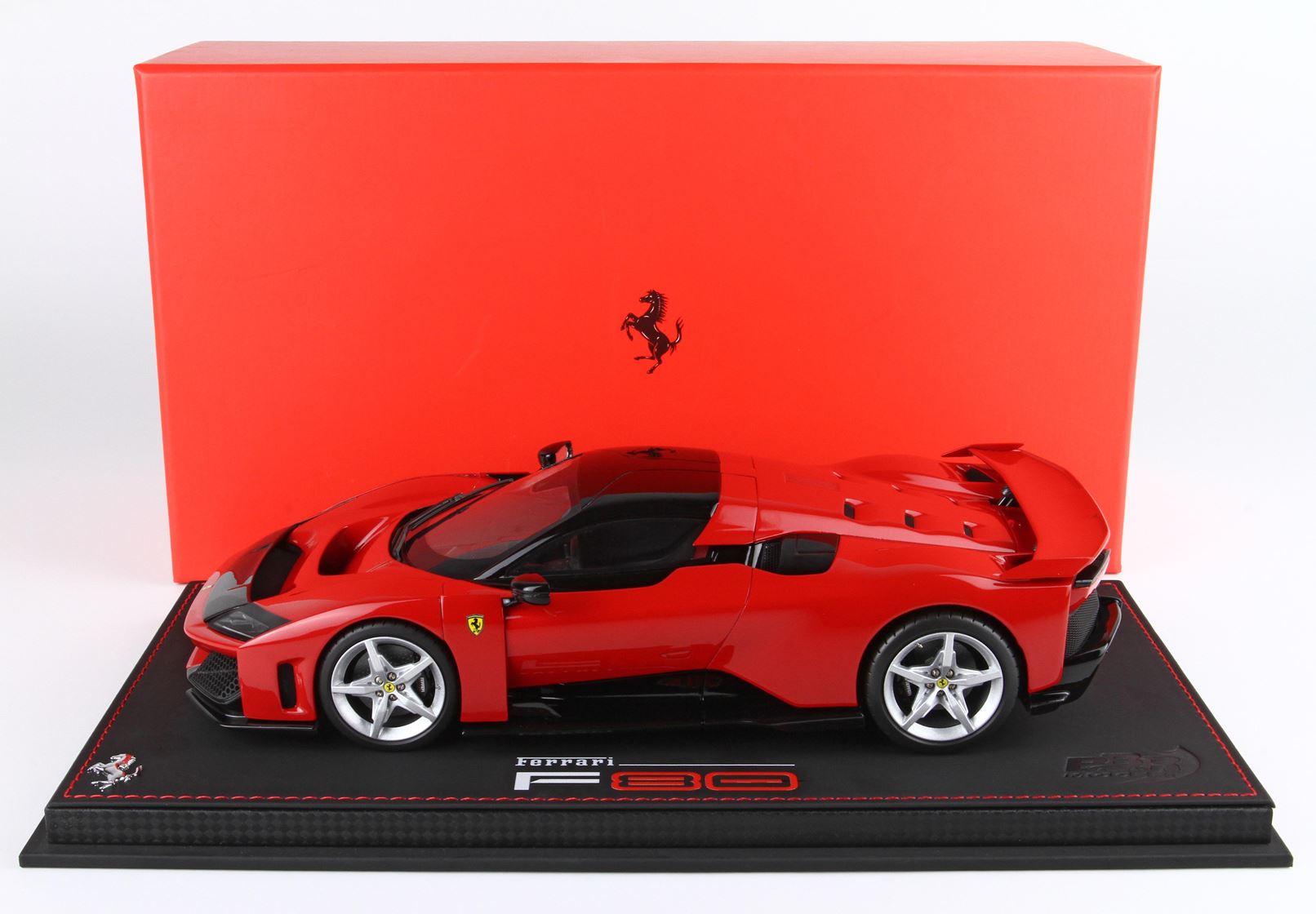 BBR 1:18 Ferrari F80 - Rosso Corsa - Silver Wheels - Resin Model