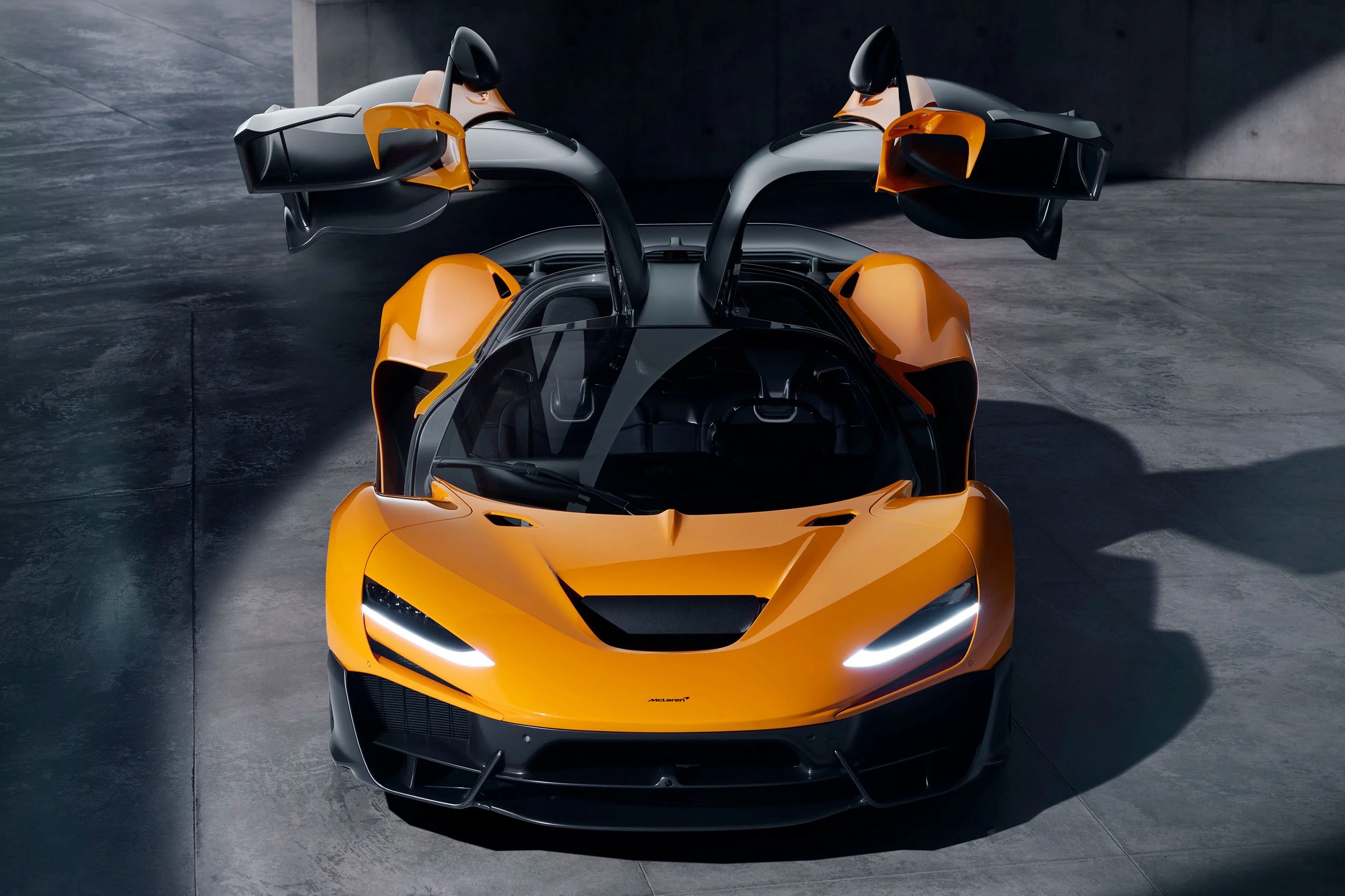 Amalgam 1:18 McLaren W1 Orange - Resin Model