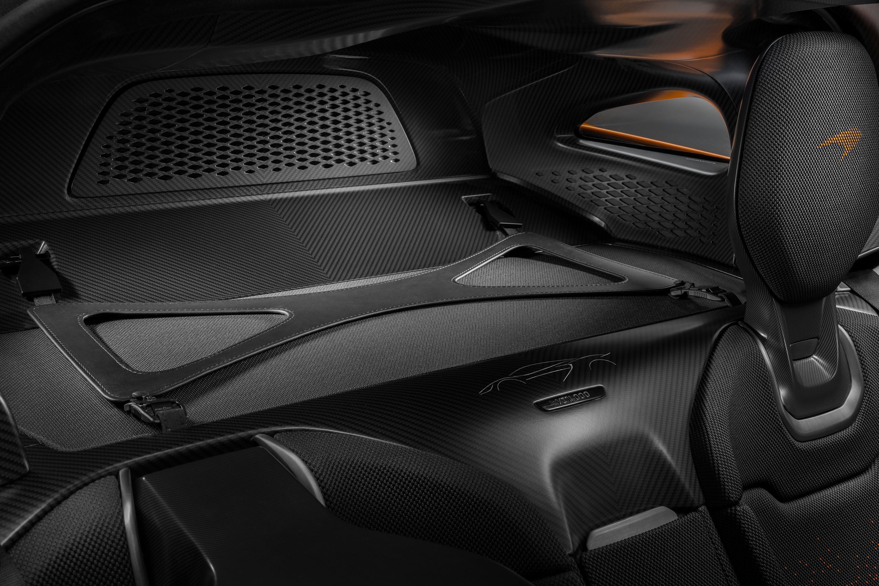 Amalgam 1:18 McLaren W1 Orange - Resin Model