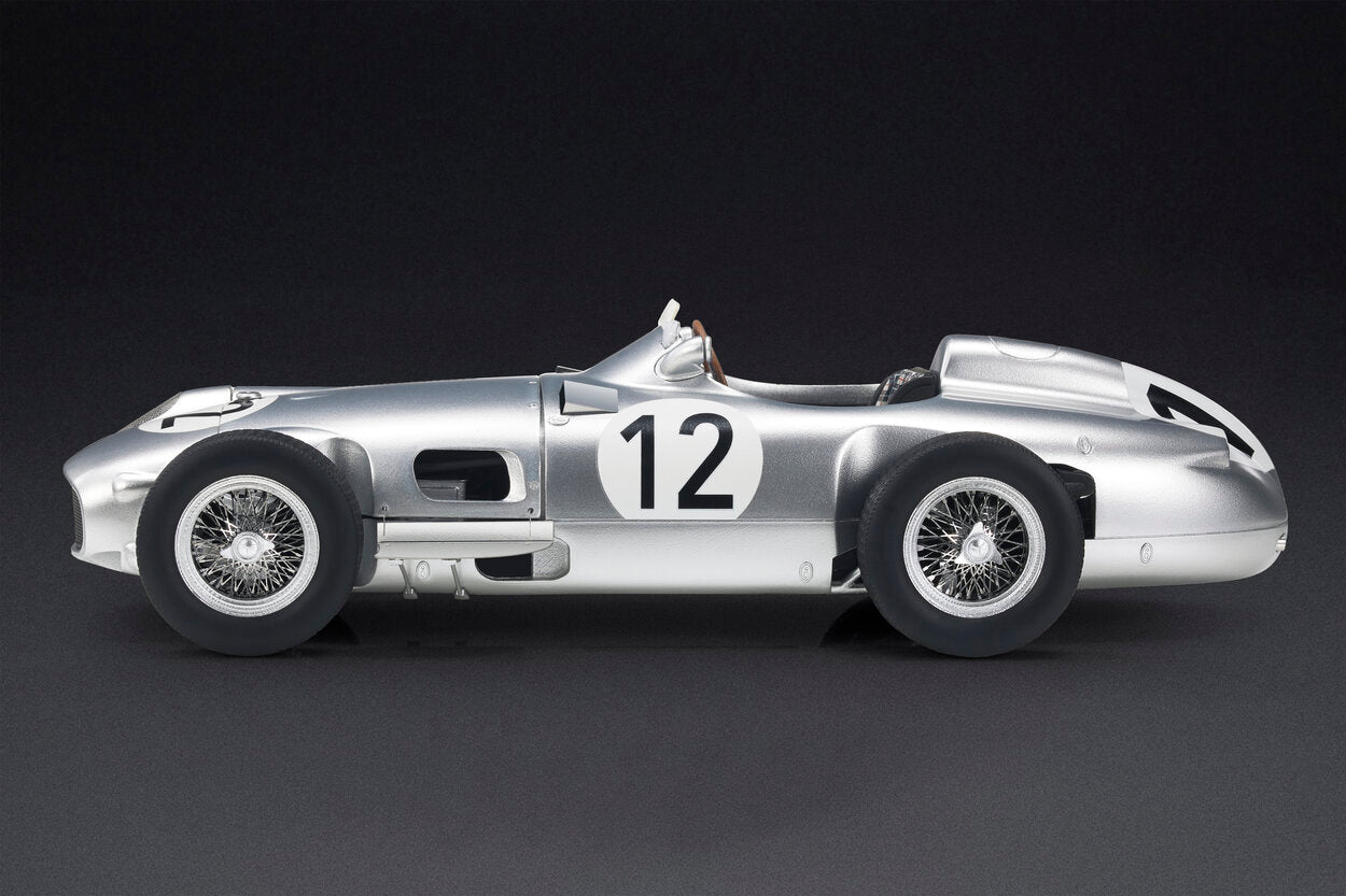 GP Replicas 1:18 Mercedes W196 - open wheel - 1955 #12 Sir Stirling Moss British Grand Prix - Resin Model