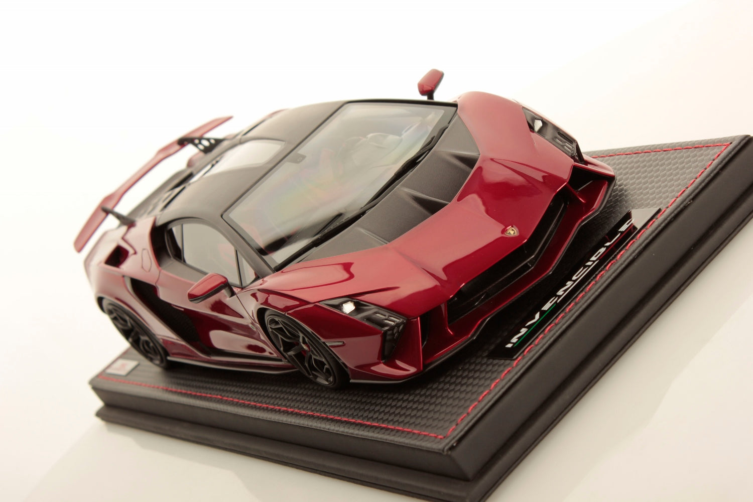 MR Collection 1:18 Lamborghini Invencible - Resin Model