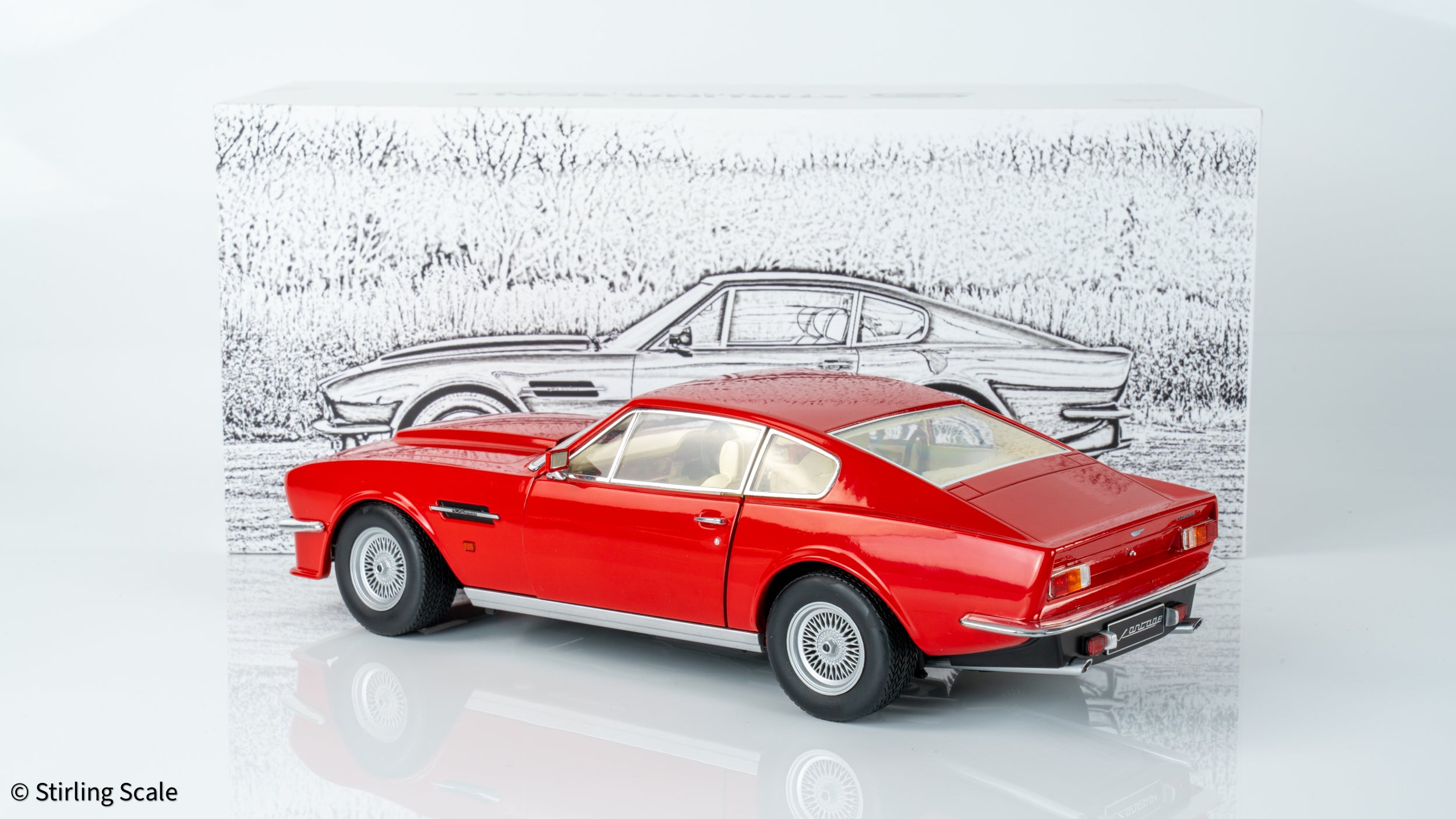 Stirling Scale 1:18 - Aston Martin V8 Vantage 1986 (X-Pack) - Suffolk Red - Diecast Model Car